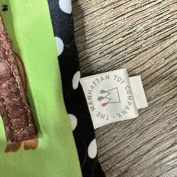 Manhattan Toy Company Farmyard Friends Soft Book EUC - Picture 8 of 12